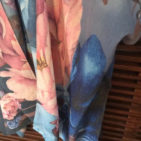 JC Sunny kimono - Picture 2 of 9